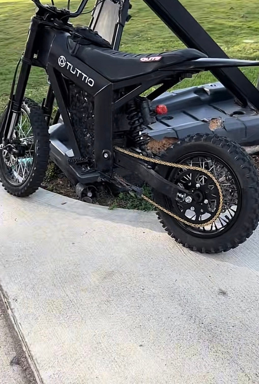 upgraded tuttio gold chain