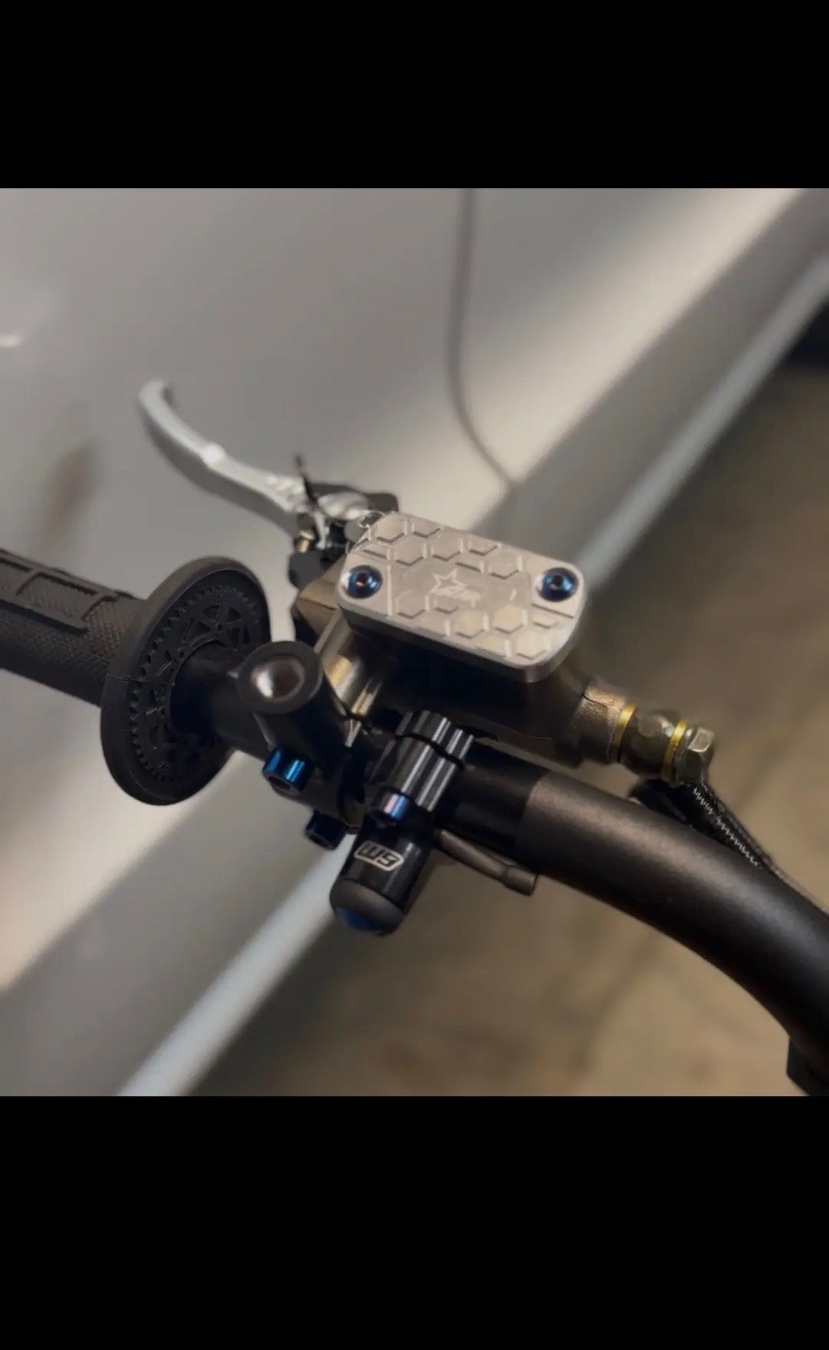 Tuttio, yozma, and strike shadow ultra brake kit
